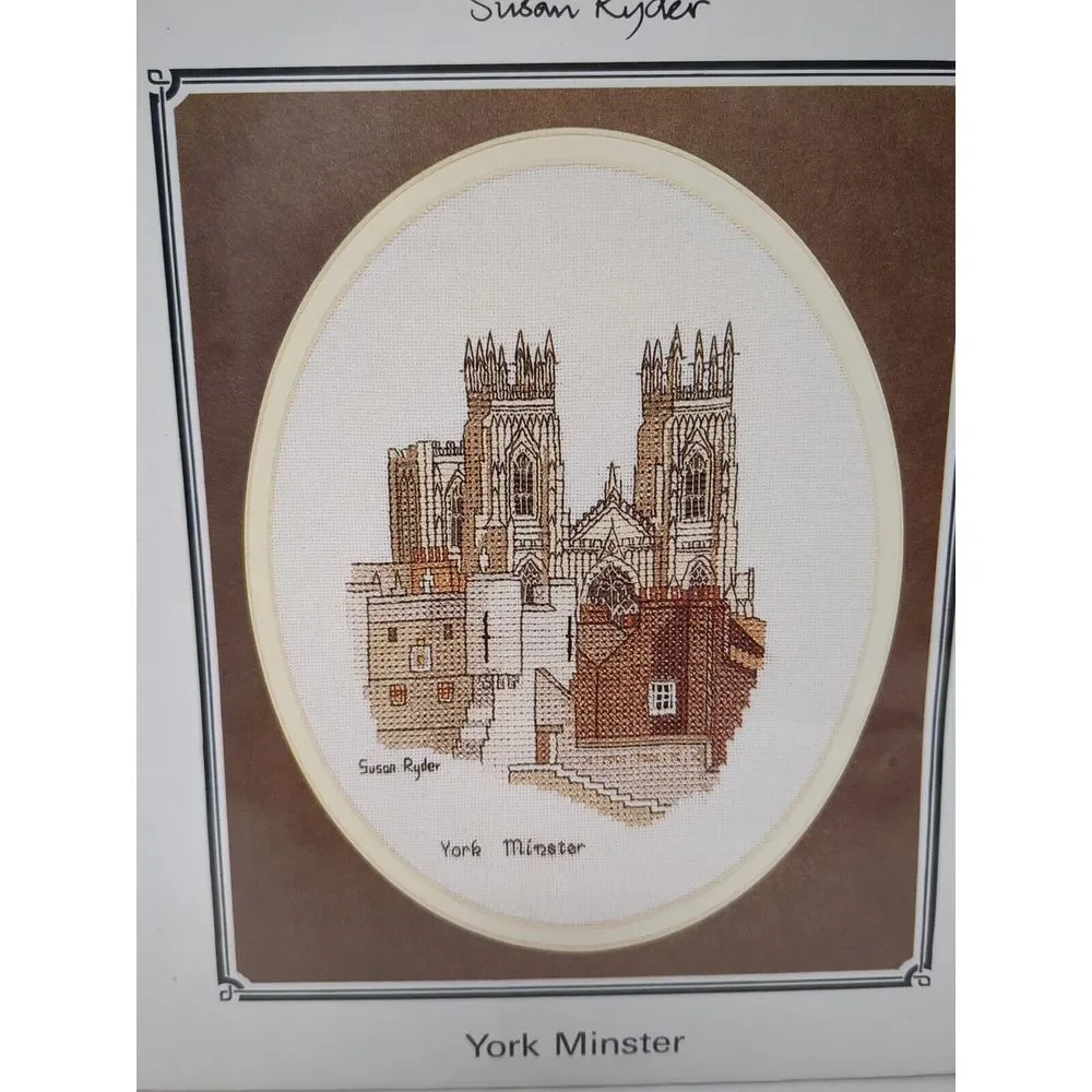 The Heritage Collection Susan Ryder York‎ Minster England Cross Stitch Pattern